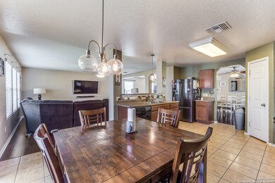 9019 Oakwood Park, San Antonio, TX 78254 - photo 6