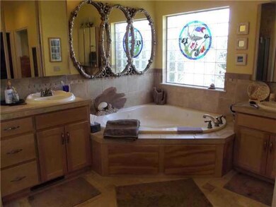 Master Bath/Spa.