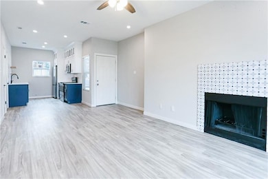 9504 Menchaca Rd unit B, Austin, TX 78748 - photo 4