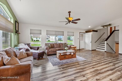 9433NReedRd-4