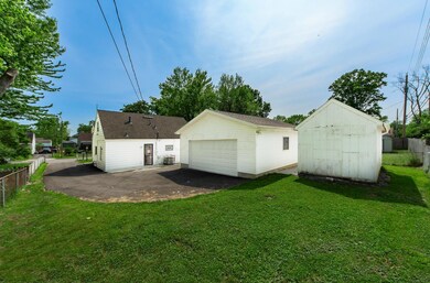 5044 Winslow Dr, Columbus, OH 43213 - photo 2