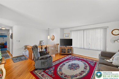 5424 Clauser Rd, Orefield, PA 18069 - photo 7