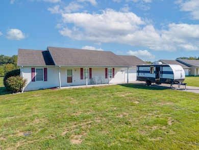 297 Lisabella Ln, Eubank, KY 42567 - photo 2