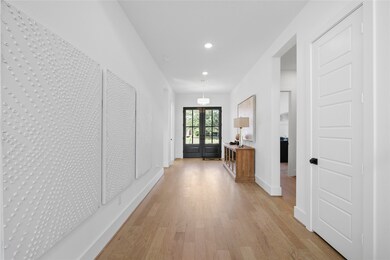 1321 Cheshire Ln, Houston, TX 77018 - photo 2