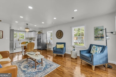 515 W 59th St, Savannah, GA 31405 - photo 6