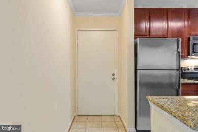 15633 Horseshoe Ln unit 633, Woodbridge, VA 22191 - photo 3