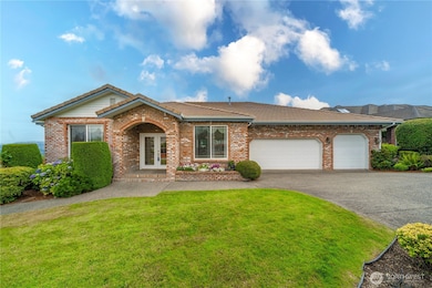 4210 Crystal Lane Loop SE, Puyallup, WA 98372 - photo 2