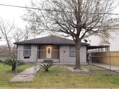 7029 Eastwood St, Houston, TX 77021 - photo 3