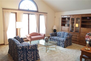 703 Fairmont Ave, North Tonawanda, NY 14120 - photo 3