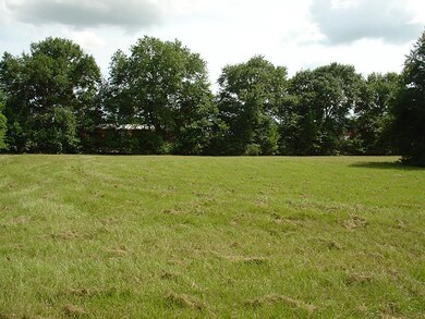 1922 Mills Main Fields Store, Waller, TX 77484 - photo 3
