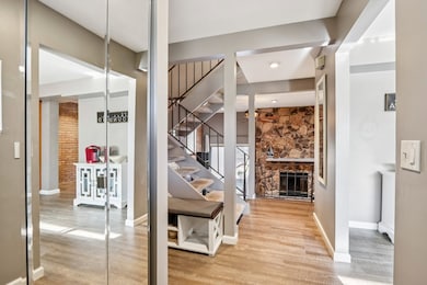 75 Mineola Rd unit 5C, Fox Lake, IL 60020 - photo 3