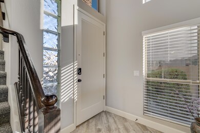 03_Front Door_Inside