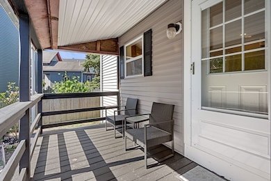 20 Planters St, Salem, MA 01970 - photo 4