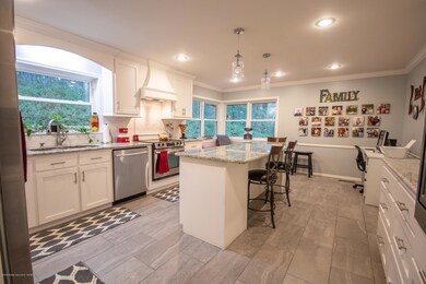 Engle Cir (1 of 29)