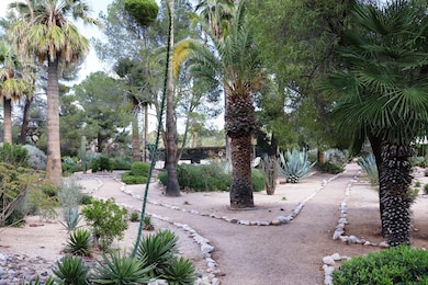 VIEW APPROACHING POOL