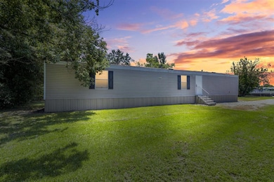 730 W Lincoln St, Sulphur, LA 70663 - photo 2