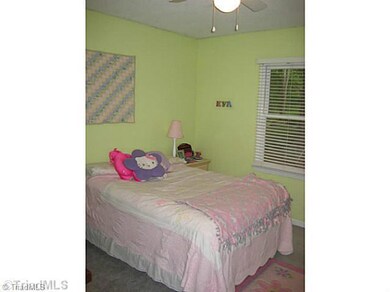 2nd Bedroom.