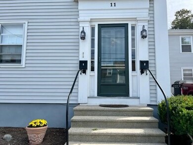11 Milk St unit 2, Bristol, RI 02809 - photo 2