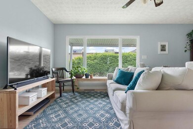 Living Room 3