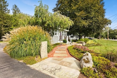 120 Carver St, Raynham, MA 02767 - photo 4