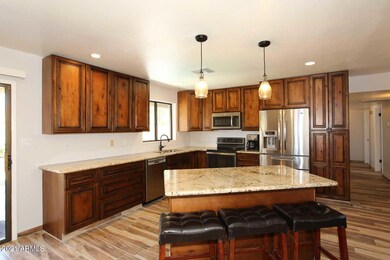 Kitchen-Island