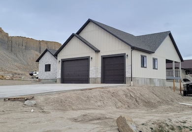 1363 Shelby Ln, Helper, UT 84526 - photo 4