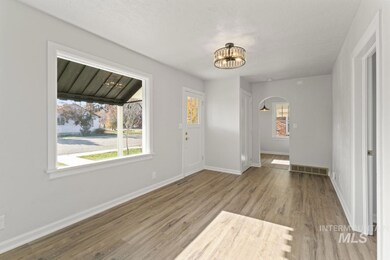 1108 E Sherman Ave, Nampa, ID 83686 - photo 7