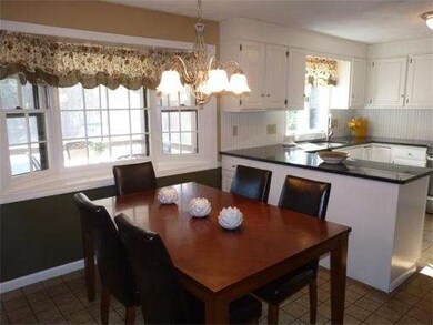 12 Oriole Dr, Medfield, MA 02052 - photo 7