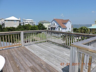 3 Top floor deck