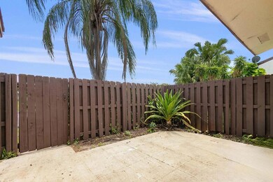 1815 Abbey Rd, West Palm Beach, FL 33415 - photo 3