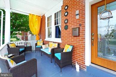 881 Manor St, Lancaster, PA 17603 - photo 2