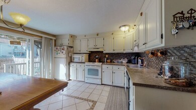 29 Douglas Dr, East Bridgewater, MA 02333 - photo 4