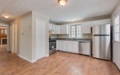 14 Howe St, Allenstown, NH 03275 - photo 6