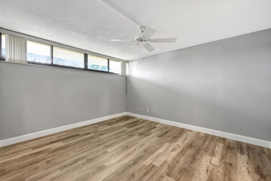 1950 SW Palm City Rd unit 5104, Stuart, FL 34994 - photo 4