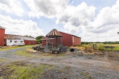 22 Locust Rd, Boyertown, PA 19512 - photo 4