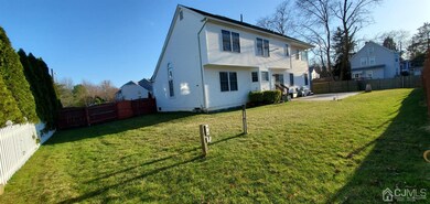 13 Jennifer Way, Monmouth Junction, NJ 08852 - photo 5