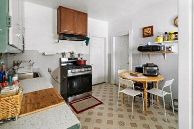 21 Dowse St, Everett, MA 02149 - photo 5