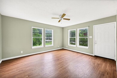 836 Nancy Rose St, Houston, TX 77015 - photo 4