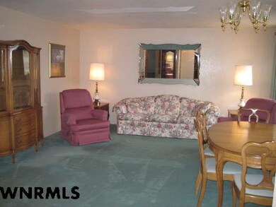 2002 E 31st St, Scottsbluff, NE 69361 - photo 3