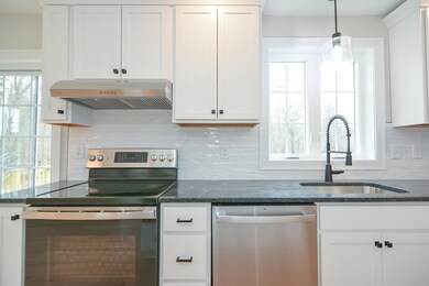 133 Southwick St, Fitchburg, MA 01420 - photo 4