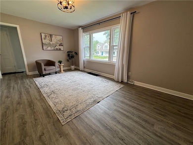 1325 W 29th St S, Independence, MO 64052 - photo 3