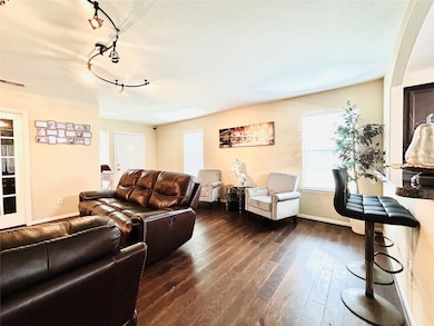 2119 Fallen Reed Ln, Rosenberg, TX 77471 - photo 5