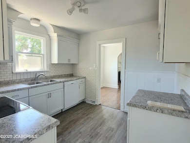 1403 E Mccarty St, Jefferson City, MO 65101 - photo 7