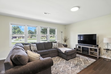 5451 Daniel Dr, Indianapolis, IN 46226 - photo 3