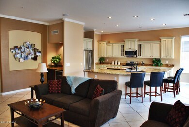 Family/Kitchen 2