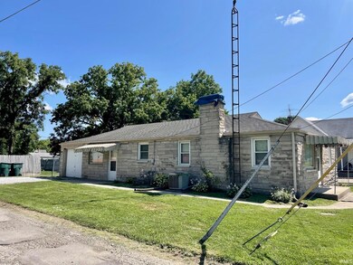 2702 E 16th St, Muncie, IN 47302 - photo 3