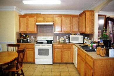 2622 Leslie St unit 3, Edinburg, TX 78539 - photo 4