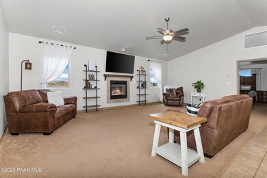 1475 W Saddle Rd, Paulden, AZ 86334 - photo 5