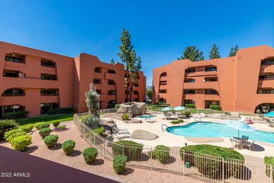 0024-24 Paradise Village