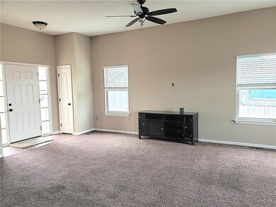 21712 Johnson Ct, Spring Hill, KS 66083 - photo 3